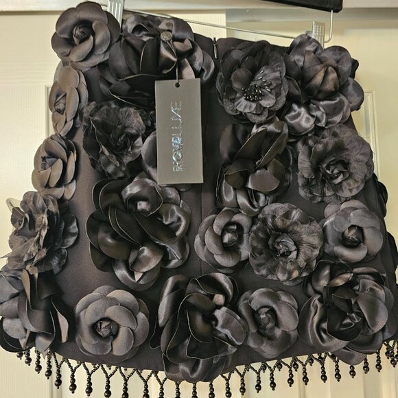 Flower & Beaded Mini Skirt - Picture 6 of 8